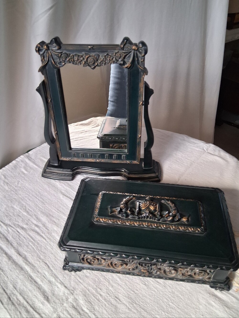Ornate Dark Green Decorative Vanity Mirror and Jewelry Box Set